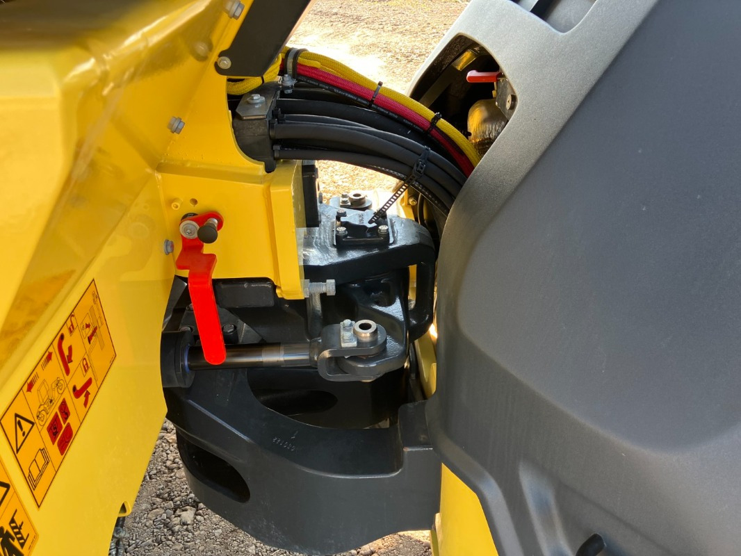 Apisonadora de asfalto nuevo BOMAG DE BW 161 ADO-5  STage V/Tier 4f: foto 20