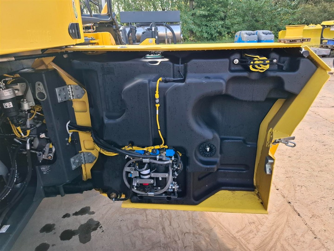 Leasing para BOMAG DE BW 174 AP-5 AM Hybrid Stage V/Tier 4f BOMAG DE BW 174 AP-5 AM Hybrid Stage V/Tier 4f: foto 10