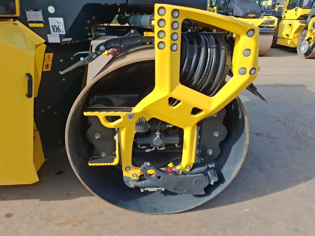 Leasing para BOMAG DE BW 174 AP-5 AM Hybrid Stage V/Tier 4f BOMAG DE BW 174 AP-5 AM Hybrid Stage V/Tier 4f: foto 14