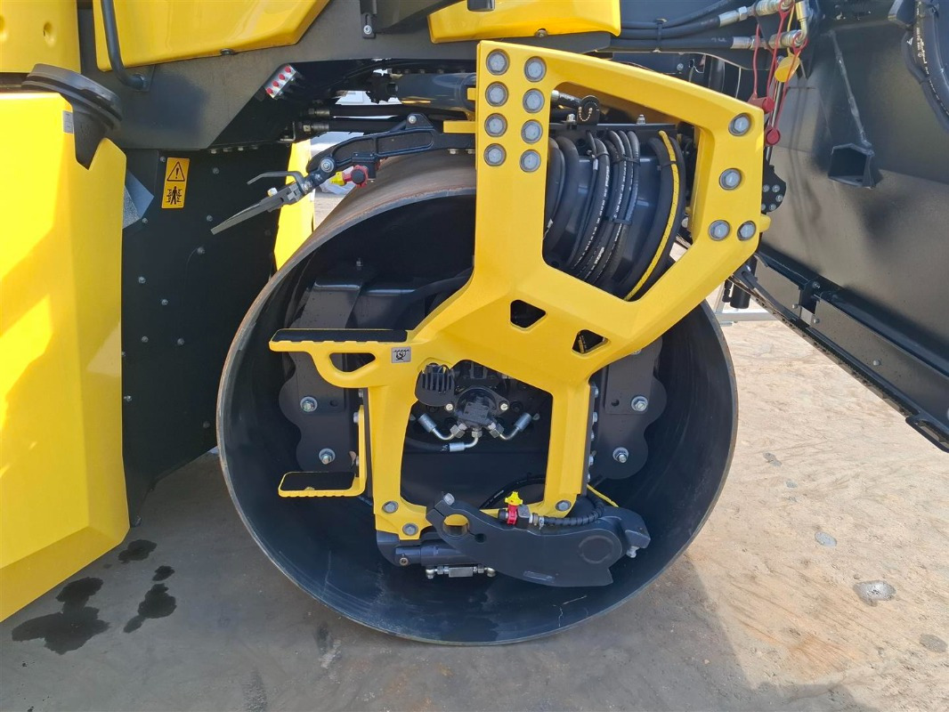Leasing para BOMAG DE BW 174 AP-5 AM Hybrid Stage V/Tier 4f BOMAG DE BW 174 AP-5 AM Hybrid Stage V/Tier 4f: foto 12