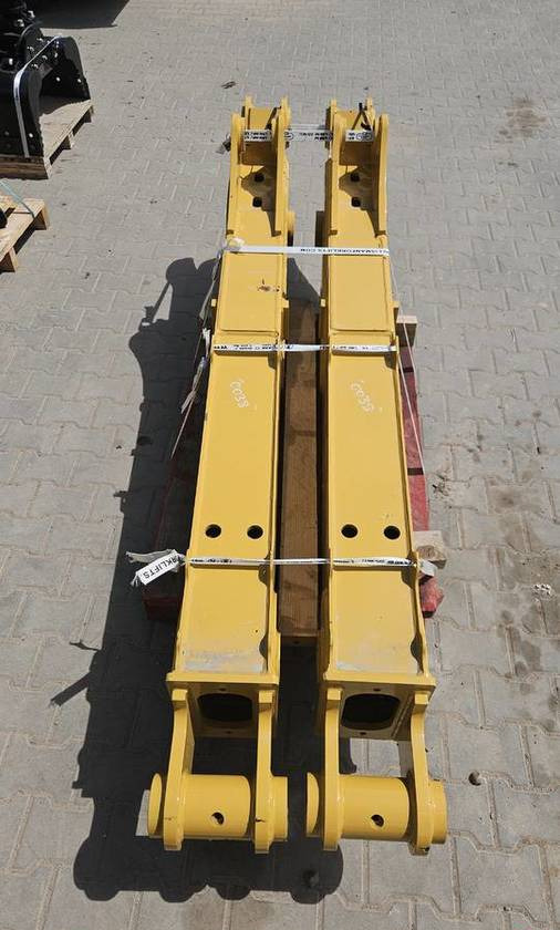 Nowe oryginalne ramie teleskopowe do koparko-ładowarki CAT 430 Caterpillar - Implemento para Maquinaria de construcción: foto 4 Nowe oryginalne ramie teleskopowe do koparko-ładowarki CAT 430 Caterpillar - Implemento para Maquinaria de construcción: foto 4