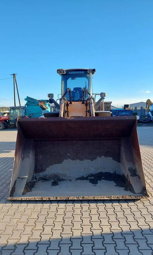 Ładowarka Liebherr L538 16 ton łyżka wysokiego wysypu - Cargadora de ruedas: foto 3 Ładowarka Liebherr L538 16 ton łyżka wysokiego wysypu - Cargadora de ruedas: foto 3
