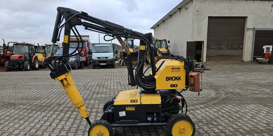 Maquinaria de construcción Robot wyburzeniowy Brokk 80 młot: foto 6