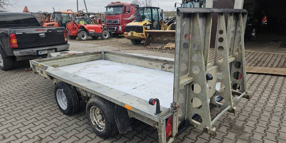 Przyczepa laweta Ifor Williams GX126 3500kg - Remolque porta maquinaria: foto 5 Przyczepa laweta Ifor Williams GX126 3500kg - Remolque porta maquinaria: foto 5