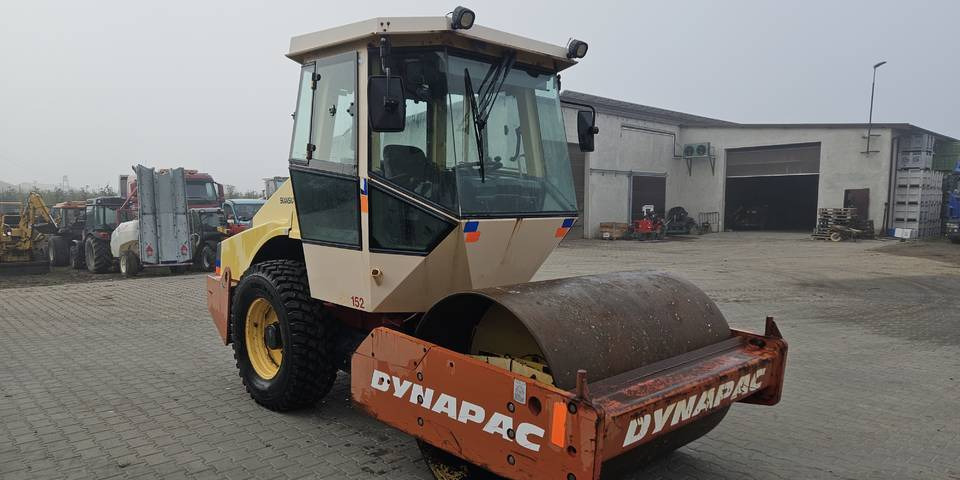Walec drogowy Dynapac CA152 guma-stal 7500 kg - Compactador: foto 4 Walec drogowy Dynapac CA152 guma-stal 7500 kg - Compactador: foto 4