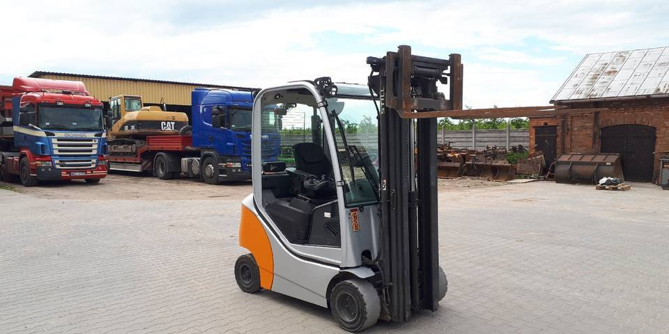 Wózek widłowy Still RX70-20 triplex przesuw - Carretilla elevadora de gas: foto 4 Wózek widłowy Still RX70-20 triplex przesuw - Carretilla elevadora de gas: foto 4