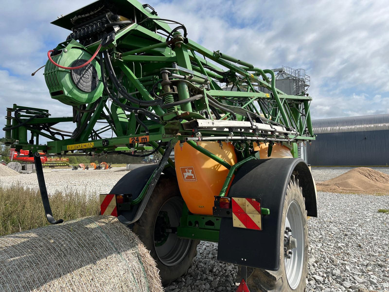 Amazone UX 4200 Special - Pulverizador: foto 4 Amazone UX 4200 Special - Pulverizador: foto 4