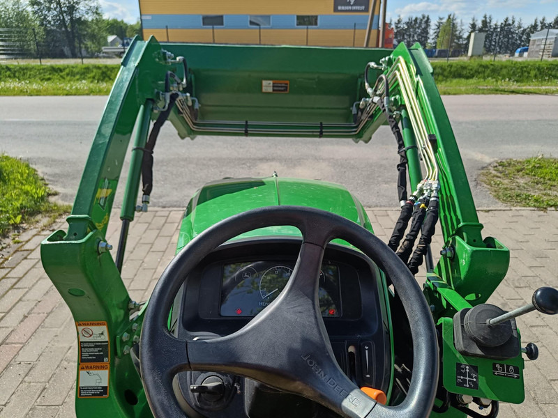 Tractor John Deere 3038E Vahva Jussi 400: foto 15