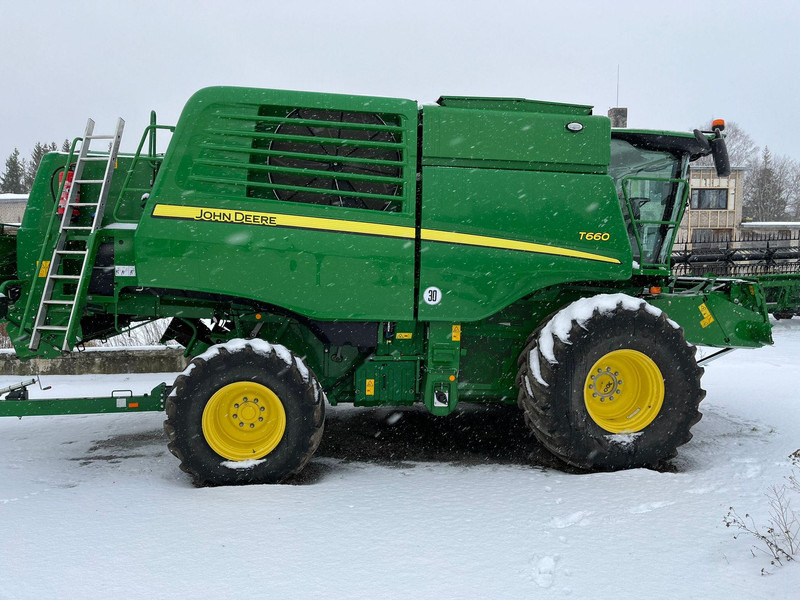 John Deere T660 - Cosechadora de granos: foto 1 John Deere T660 - Cosechadora de granos: foto 1