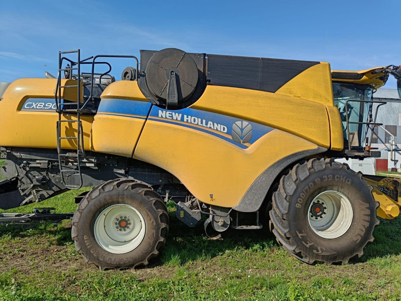 New Holland CX 8.90 - Cosechadora de granos: foto 5 New Holland CX 8.90 - Cosechadora de granos: foto 5