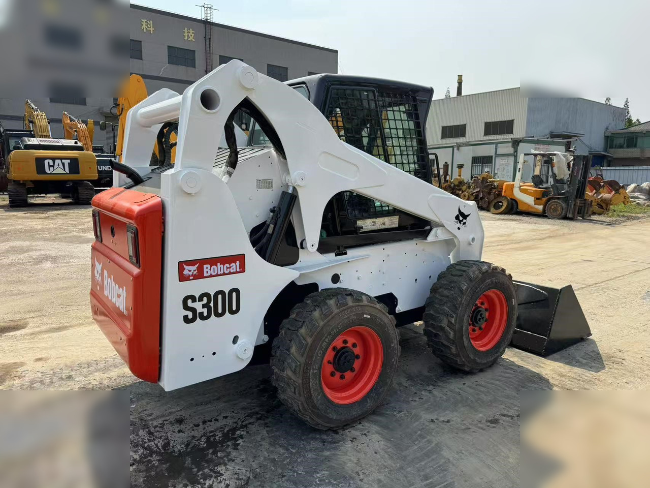 BOBCAT S300 - Minicargadora: foto 3 BOBCAT S300 - Minicargadora: foto 3