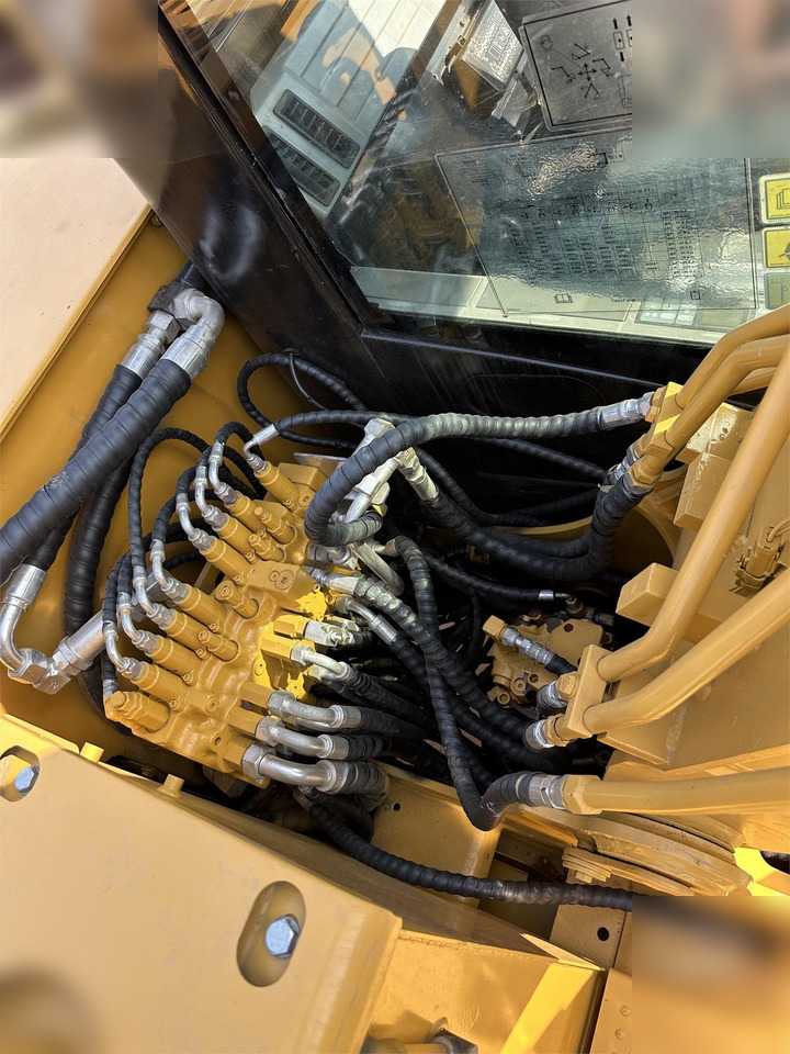 Excavadora de cadenas CATERPILLAR 307D: foto 6