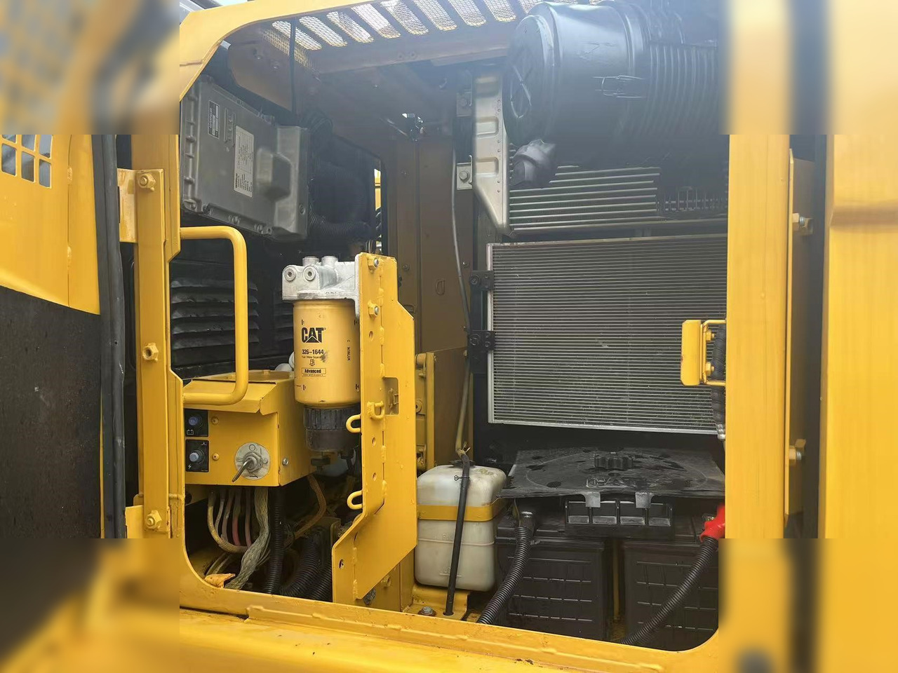 CATERPILLAR 312D2 GC - Excavadora de cadenas: foto 4 CATERPILLAR 312D2 GC - Excavadora de cadenas: foto 4