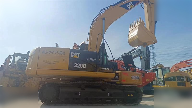 CATERPILLAR 320C - Excavadora de cadenas: foto 1 CATERPILLAR 320C - Excavadora de cadenas: foto 1
