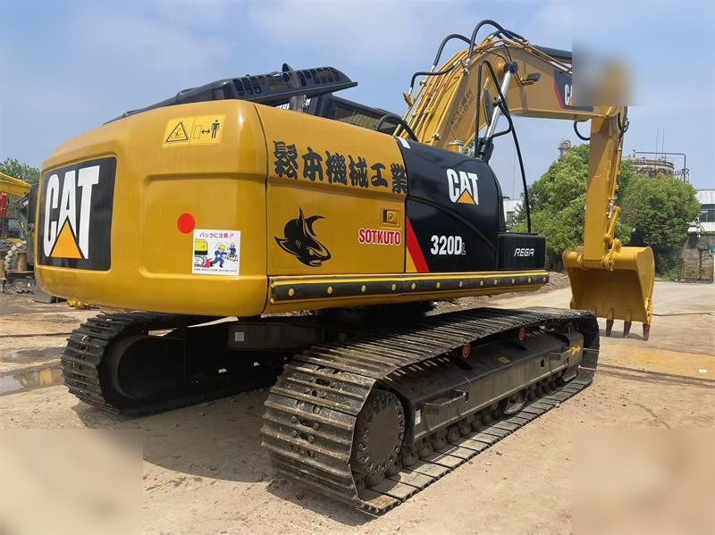 CATERPILLAR 320DL - Excavadora de cadenas: foto 2 CATERPILLAR 320DL - Excavadora de cadenas: foto 2