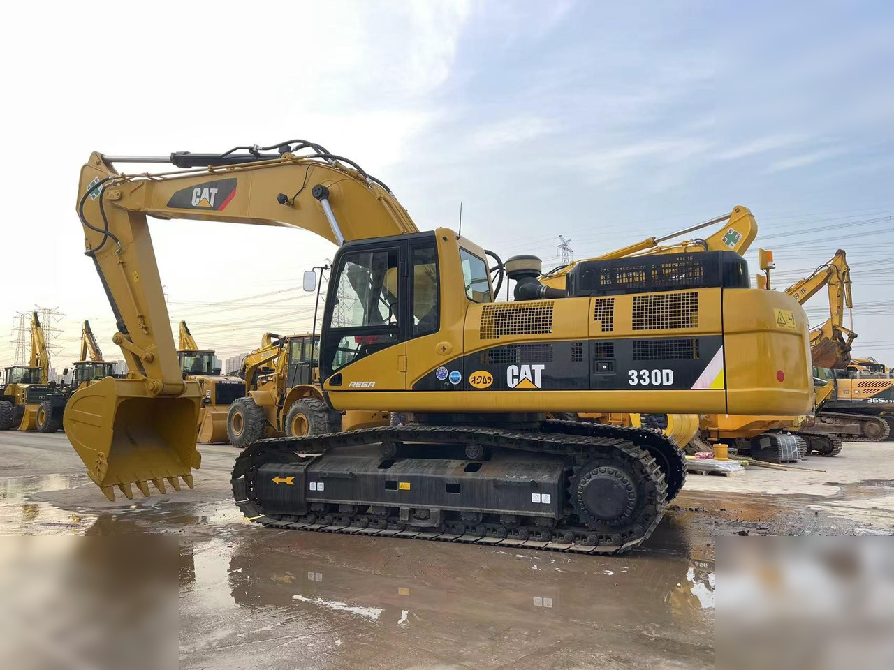 CATERPILLAR 330D - Excavadora de cadenas: foto 1 CATERPILLAR 330D - Excavadora de cadenas: foto 1