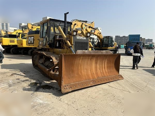 CATERPILLAR D6G - Bulldozer: foto 4 CATERPILLAR D6G - Bulldozer: foto 4