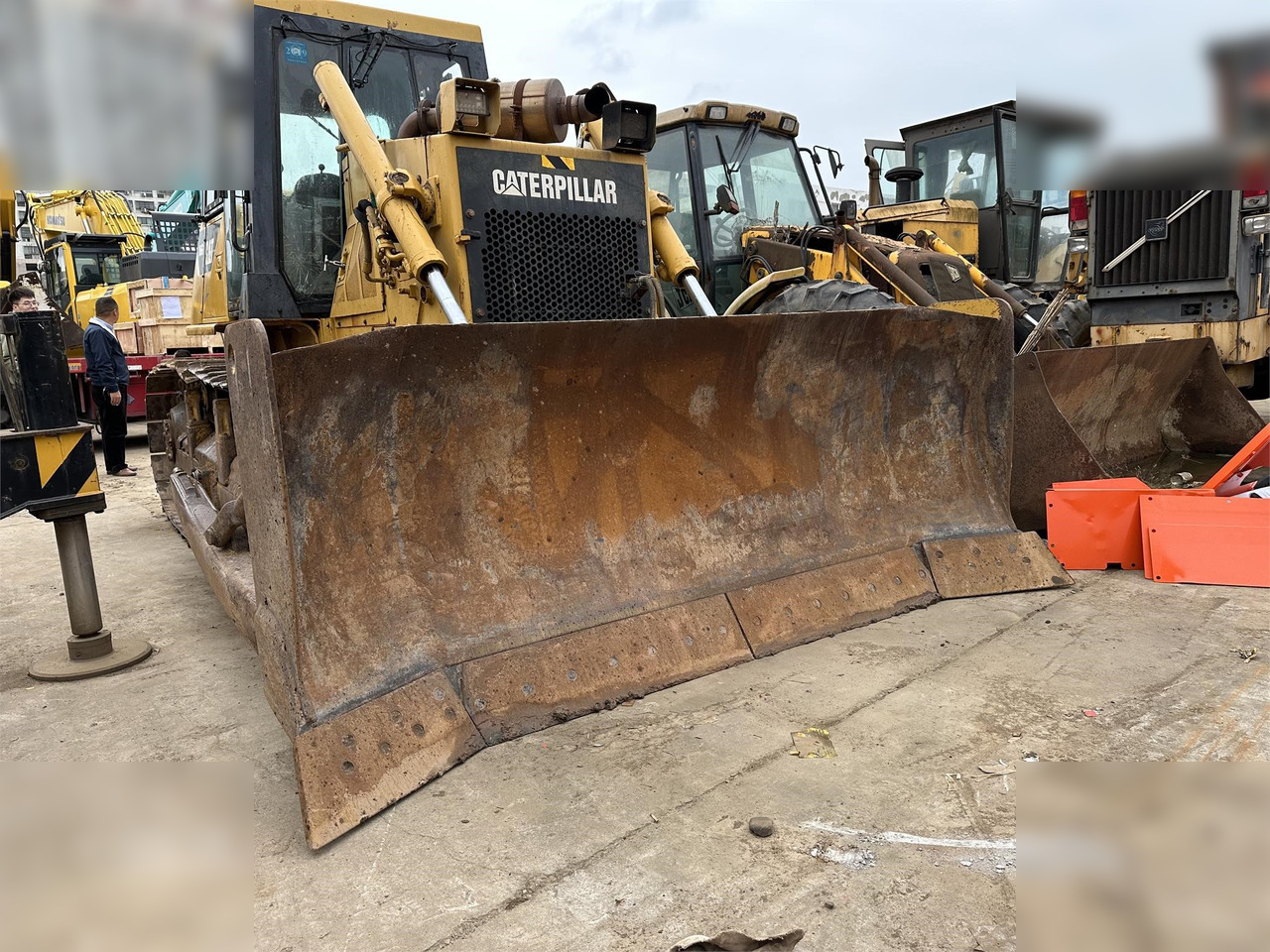 CATERPILLAR D6G2 XL - Bulldozer: foto 3 CATERPILLAR D6G2 XL - Bulldozer: foto 3