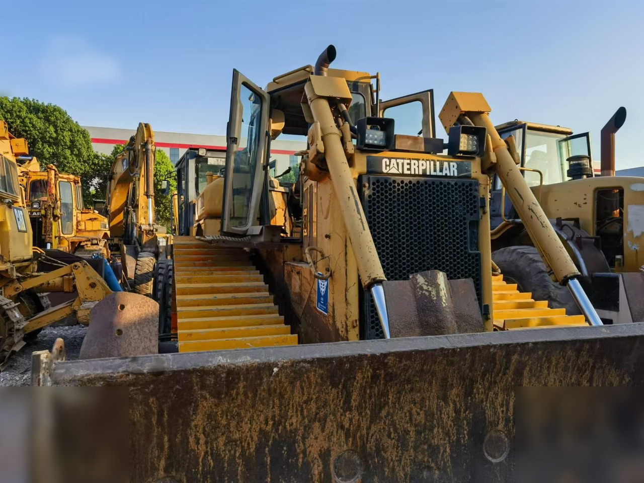 CATERPILLAR D6R LGP - Bulldozer: foto 4 CATERPILLAR D6R LGP - Bulldozer: foto 4