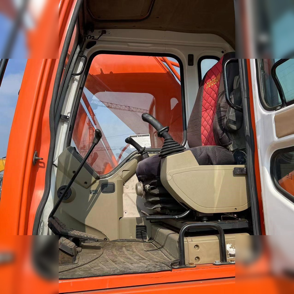 Excavadora de cadenas DOOSAN DH300 LC-7: foto 7