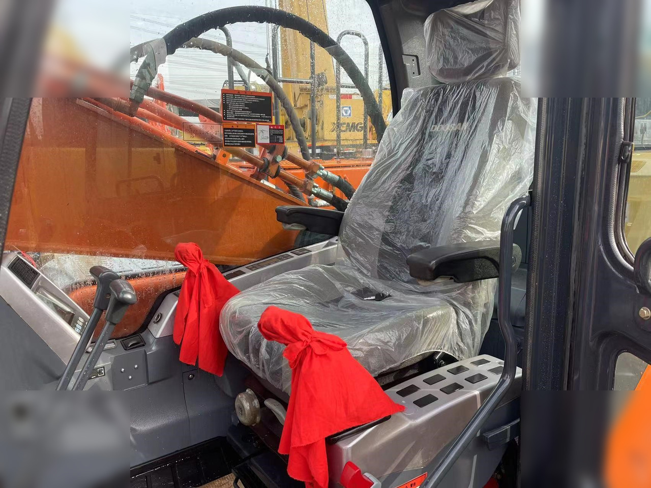DOOSAN DX300 LCA - Excavadora de cadenas: foto 5 DOOSAN DX300 LCA - Excavadora de cadenas: foto 5
