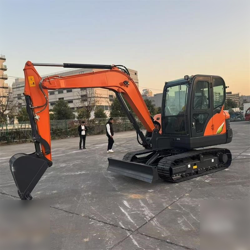 DOOSAN DX60E-10N - Excavadora de cadenas: foto 2 DOOSAN DX60E-10N - Excavadora de cadenas: foto 2