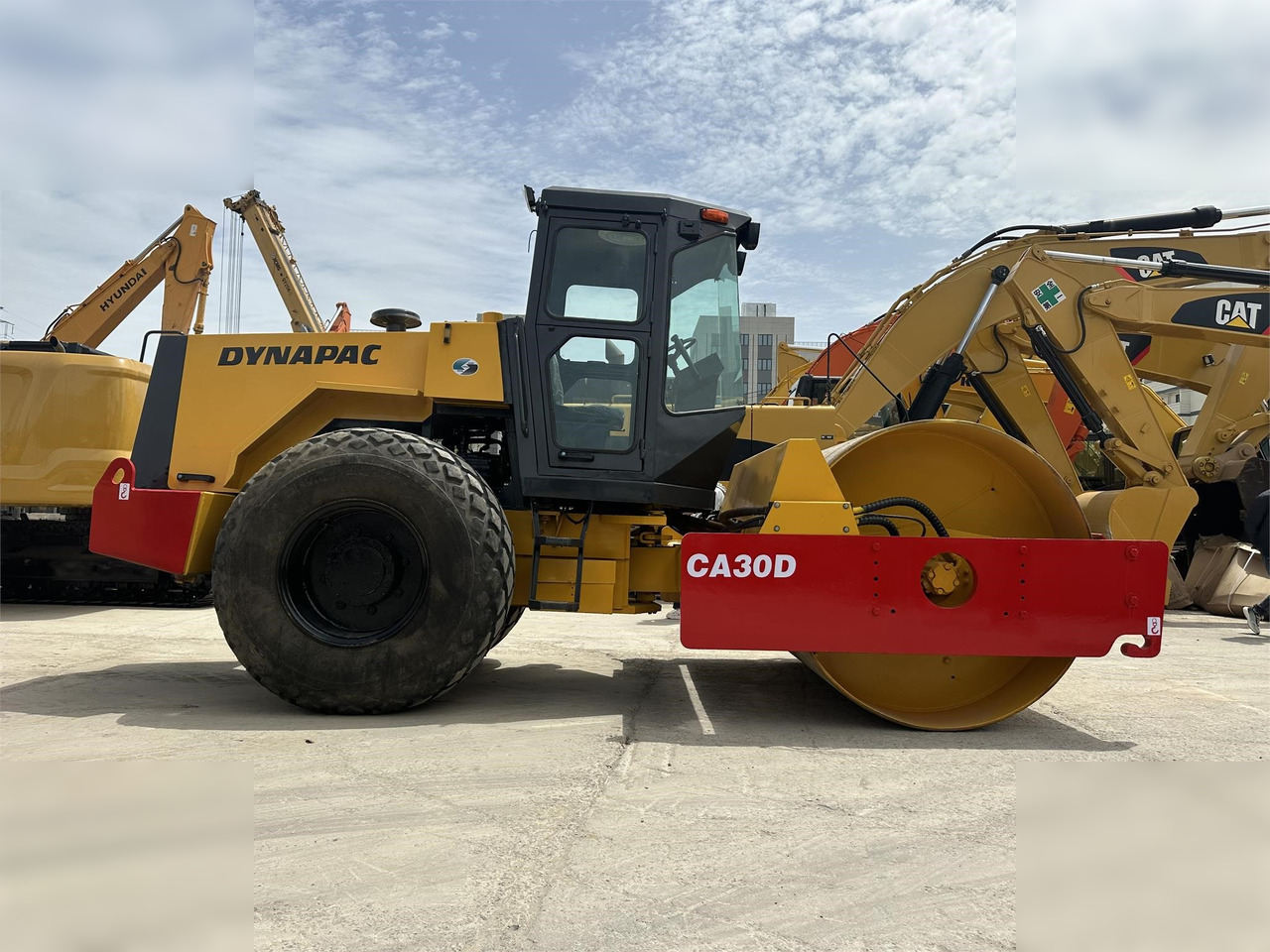 DYNAPAC CA30D - Compactador: foto 1 DYNAPAC CA30D - Compactador: foto 1
