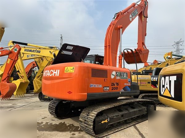 HITACHI ZX200-3G - Excavadora de cadenas: foto 1 HITACHI ZX200-3G - Excavadora de cadenas: foto 1