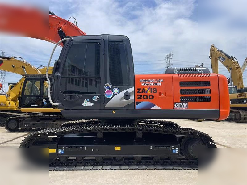 HITACHI ZX200 - Excavadora de cadenas: foto 5 HITACHI ZX200 - Excavadora de cadenas: foto 5