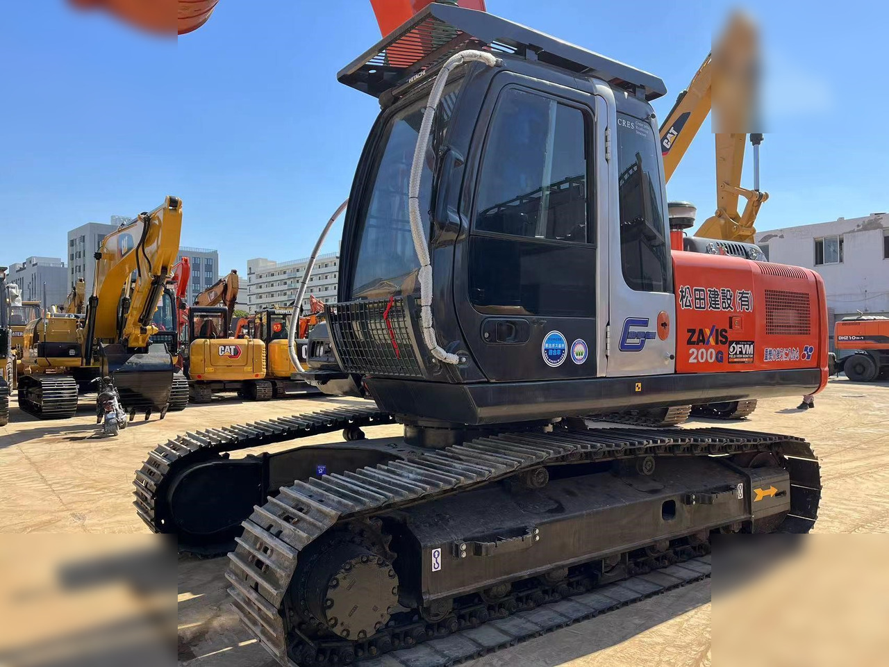 HITACHI ZX200 - Excavadora de cadenas: foto 4 HITACHI ZX200 - Excavadora de cadenas: foto 4