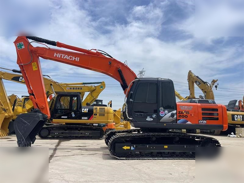 HITACHI ZX200 - Excavadora de cadenas: foto 1 HITACHI ZX200 - Excavadora de cadenas: foto 1
