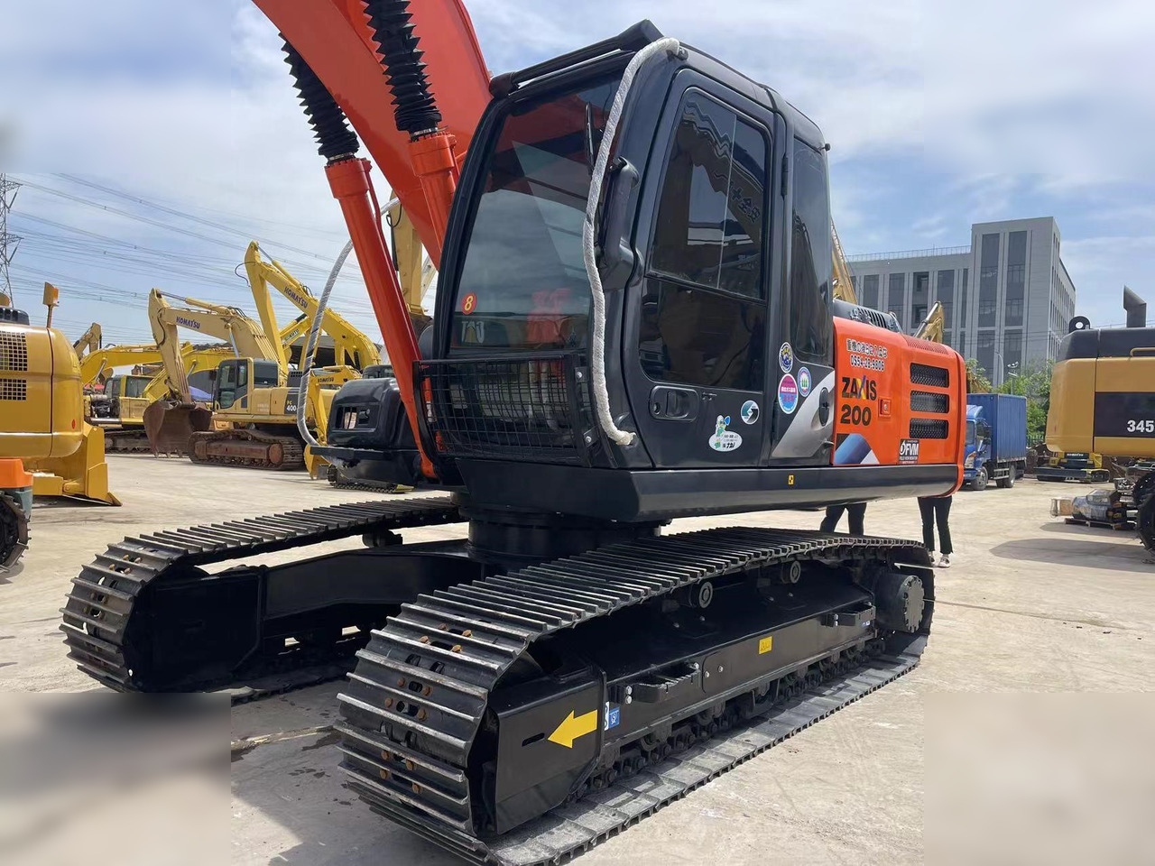 HITACHI ZX200 - Excavadora de cadenas: foto 4 HITACHI ZX200 - Excavadora de cadenas: foto 4