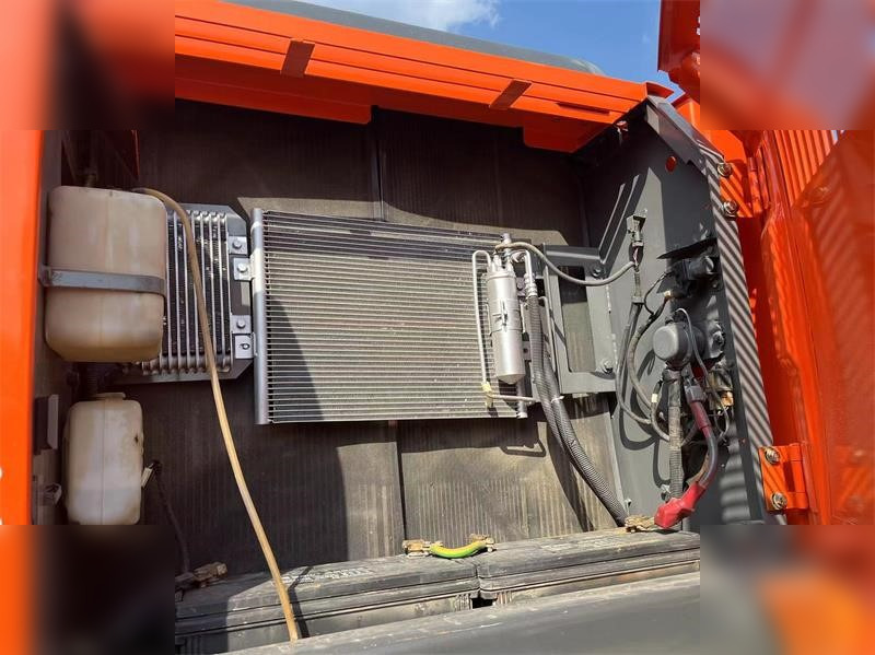 Excavadora de cadenas HITACHI ZX240-3: foto 7