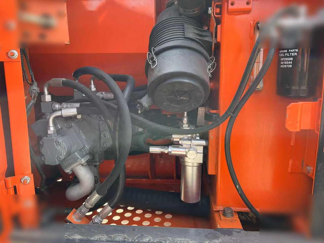 HITACHI ZX70 - Excavadora de cadenas: foto 4 HITACHI ZX70 - Excavadora de cadenas: foto 4