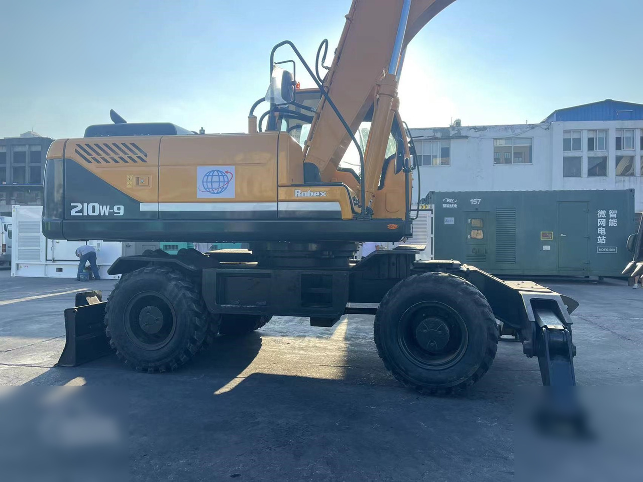 HYUNDAI ROBEX 210W-9 - Excavadora de ruedas: foto 5 HYUNDAI ROBEX 210W-9 - Excavadora de ruedas: foto 5