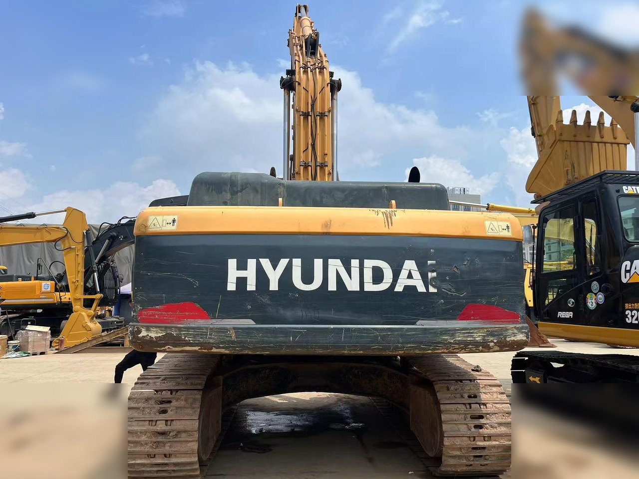 HYUNDAI ROBEX 305 LC-9S - Excavadora de cadenas: foto 4 HYUNDAI ROBEX 305 LC-9S - Excavadora de cadenas: foto 4