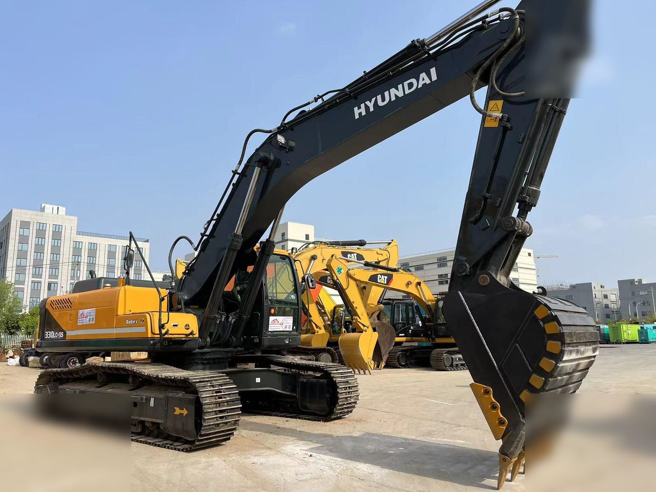 HYUNDAI ROBEX 330 LC-9S - Excavadora de cadenas: foto 3 HYUNDAI ROBEX 330 LC-9S - Excavadora de cadenas: foto 3