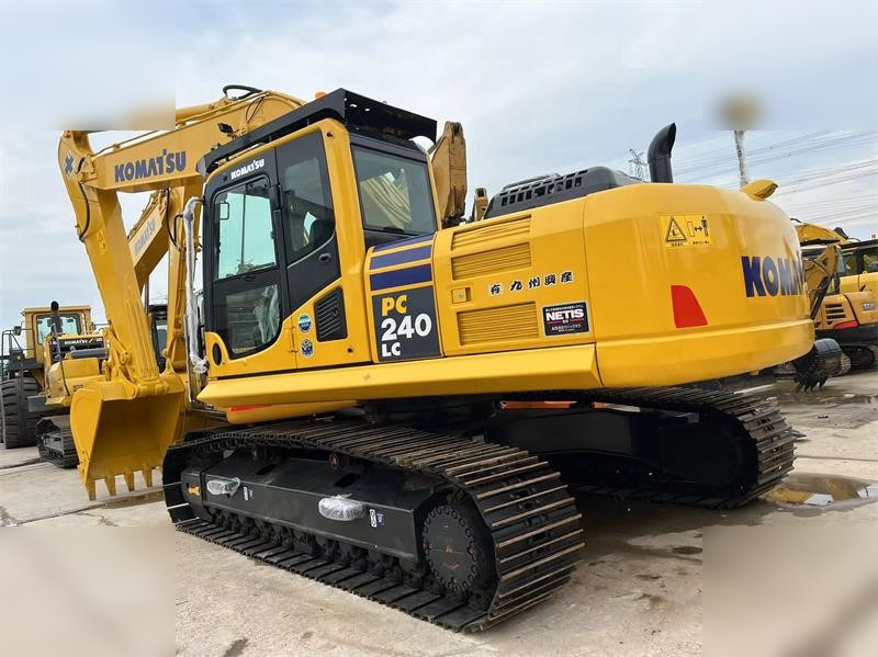 KOMATSU PC240 LC-8 - Excavadora de cadenas: foto 2 KOMATSU PC240 LC-8 - Excavadora de cadenas: foto 2