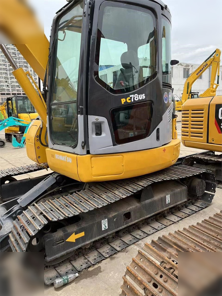 KOMATSU PC78US - Excavadora de cadenas: foto 2 KOMATSU PC78US - Excavadora de cadenas: foto 2
