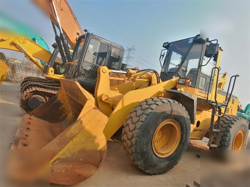 KOMATSU WA320-3 - Cargadora de ruedas: foto 1 KOMATSU WA320-3 - Cargadora de ruedas: foto 1