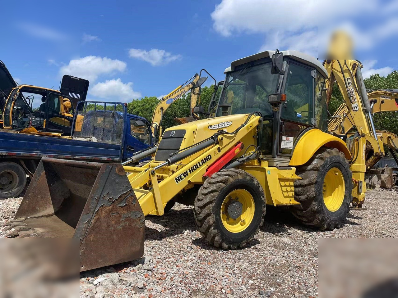 NEW HOLLAND B95B - Retroexcavadora: foto 1 NEW HOLLAND B95B - Retroexcavadora: foto 1
