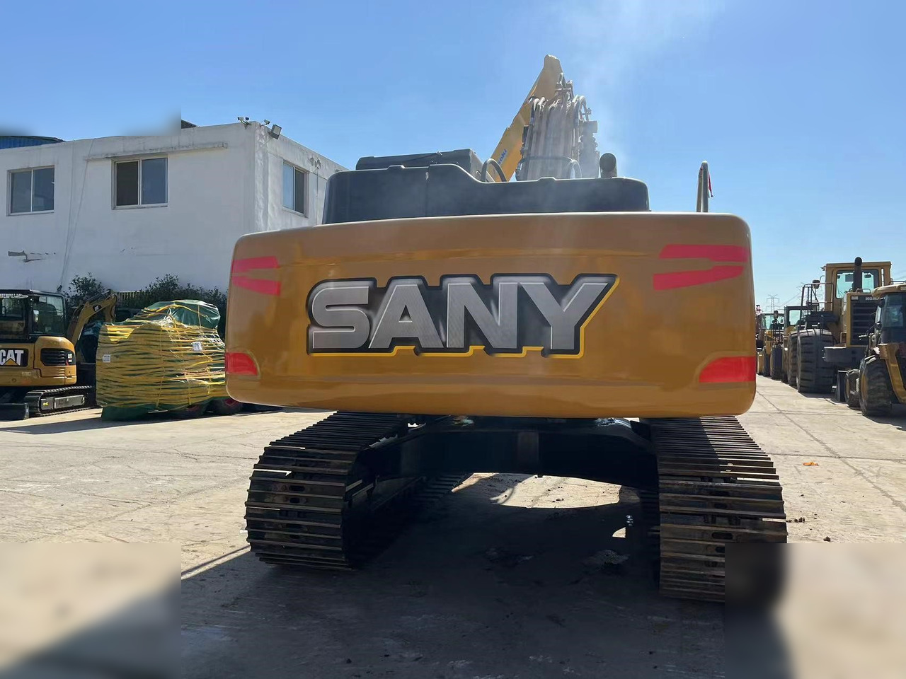 SANY SY215C - Excavadora de cadenas: foto 3 SANY SY215C - Excavadora de cadenas: foto 3