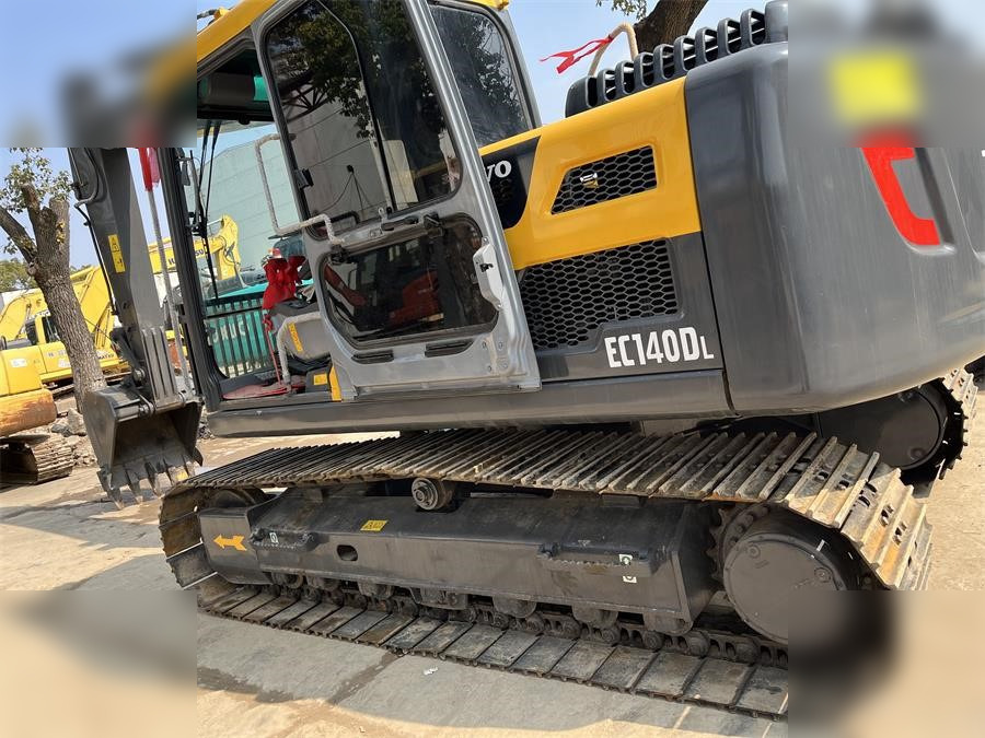 VOLVO EC140DL - Excavadora de cadenas: foto 2 VOLVO EC140DL - Excavadora de cadenas: foto 2