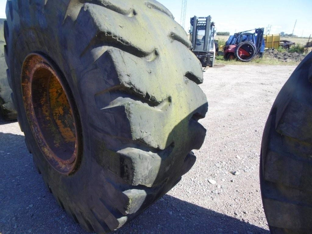 Däck - Neumático para Maquinaria de construcción: foto 5 Däck - Neumático para Maquinaria de construcción: foto 5