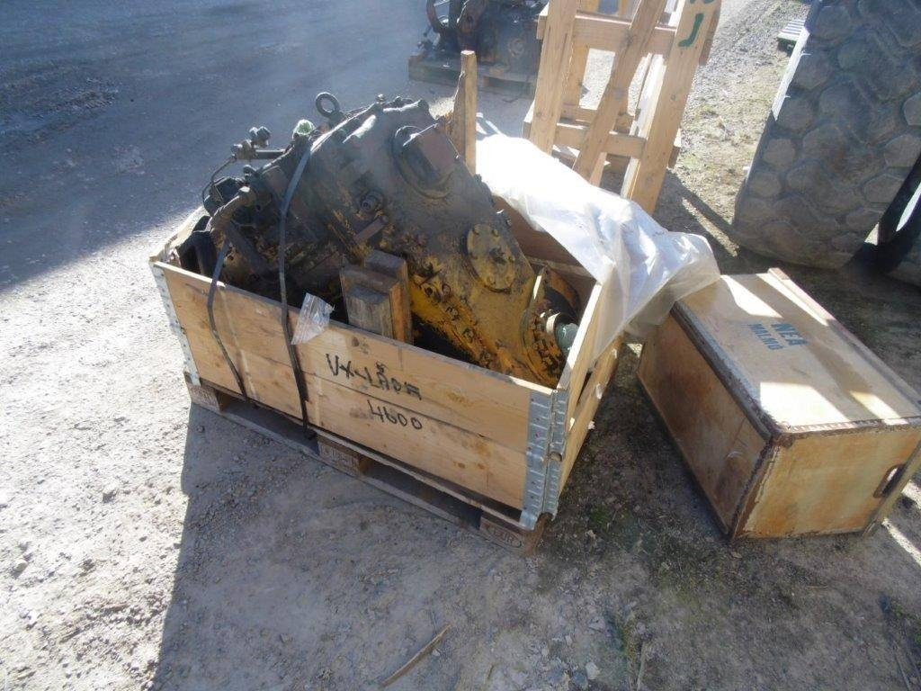 Växellåda BM4600 - Caja de cambios para Maquinaria de construcción: foto 1 Växellåda BM4600 - Caja de cambios para Maquinaria de construcción: foto 1