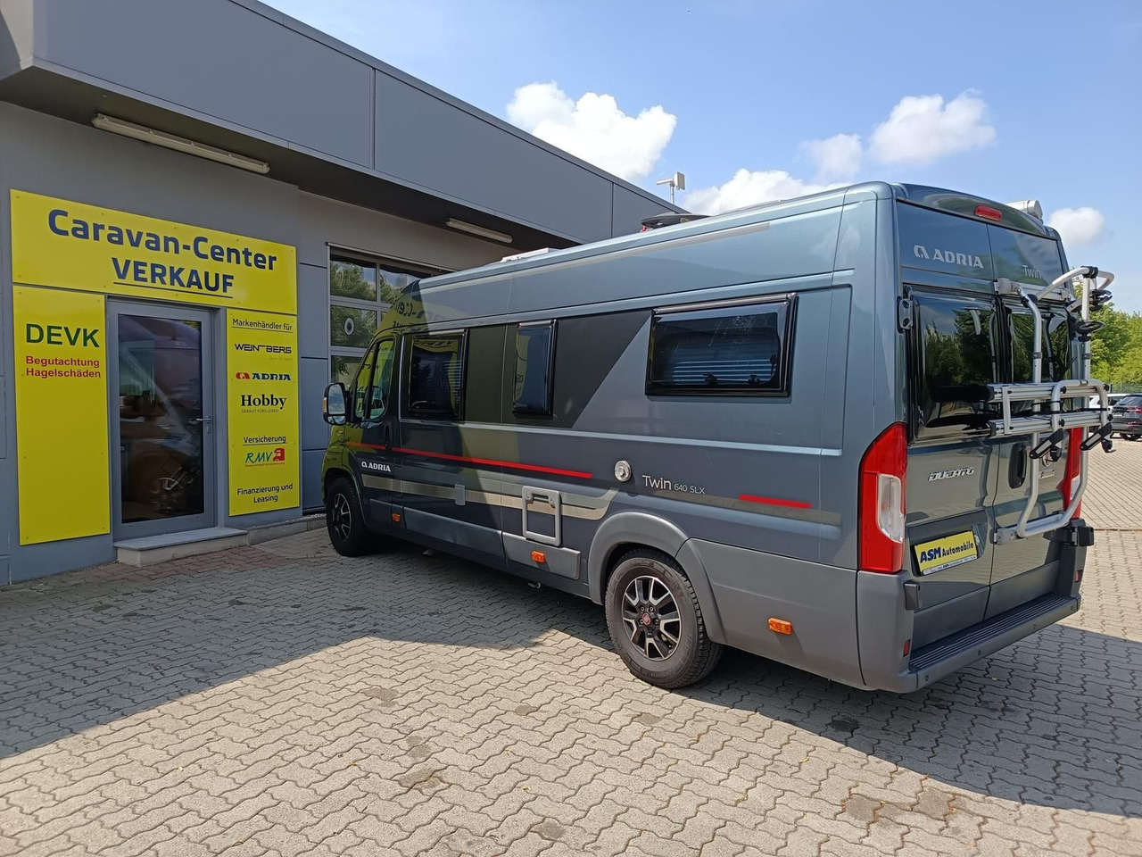 Adria Twin 640SLX Platinum*MARKISE*TV*SAT*FAHRRADTRÄG. - Cámper: foto 5 Adria Twin 640SLX Platinum*MARKISE*TV*SAT*FAHRRADTRÄG. - Cámper: foto 5