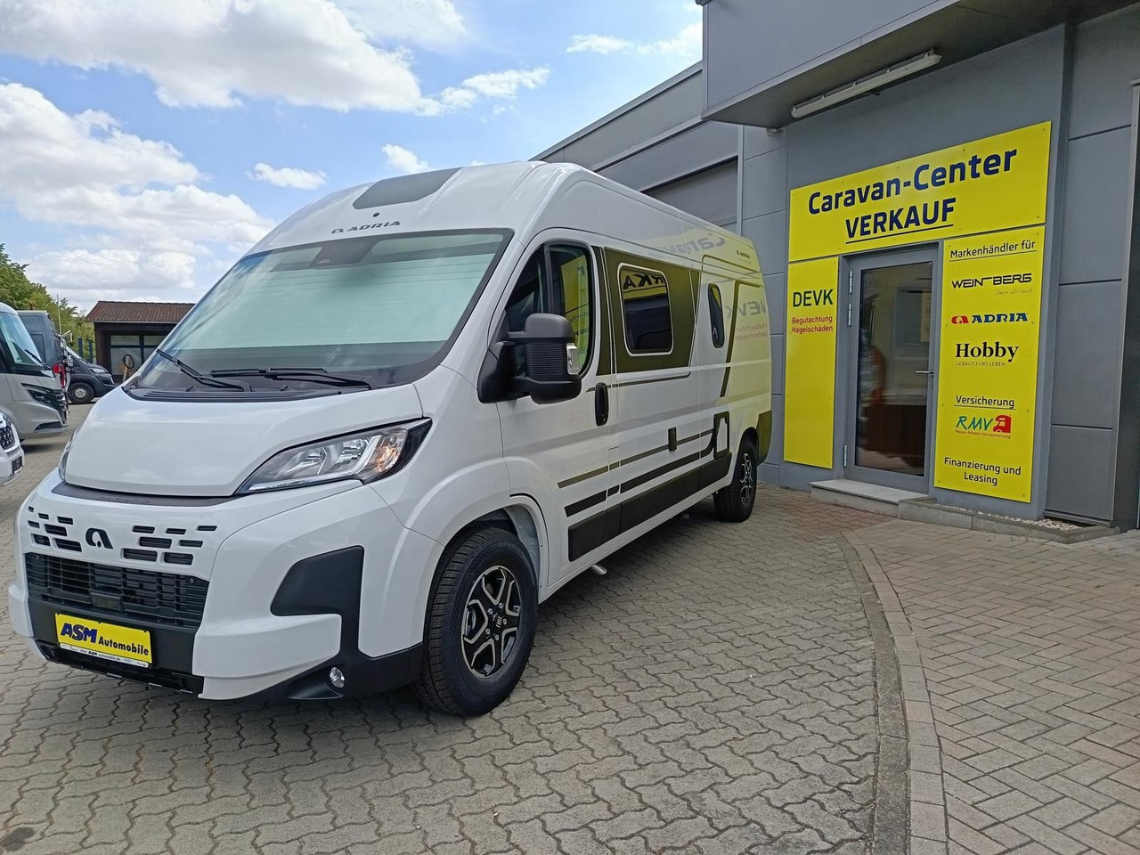 Adria Twin Twin 600 SPB Family*SAFETY*STYLE*DAB*SOFORT - Cámper: foto 2 Adria Twin Twin 600 SPB Family*SAFETY*STYLE*DAB*SOFORT - Cámper: foto 2