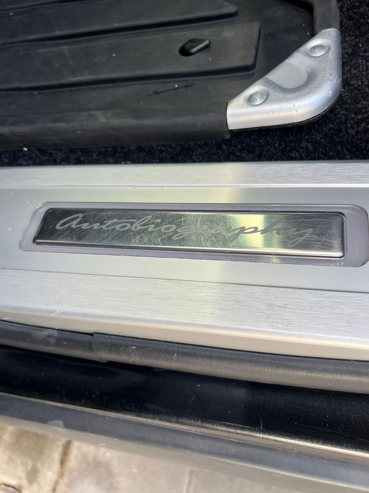 Land Rover Range Rover Vogue 4.4L V8*Autobiography*(LWB)* - SUV/ Todoterreno: foto 2 Land Rover Range Rover Vogue 4.4L V8*Autobiography*(LWB)* - SUV/ Todoterreno: foto 2