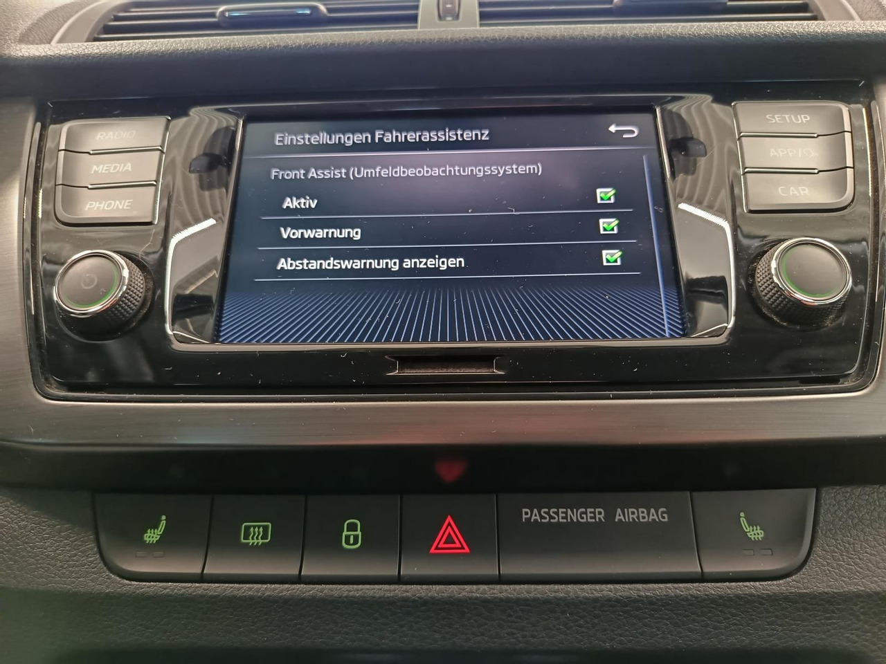 Coche familiar Skoda Fabia Combi Style 1.0 TSI*AHK*LED*R-KAM*PDC*SHZ*: foto 15