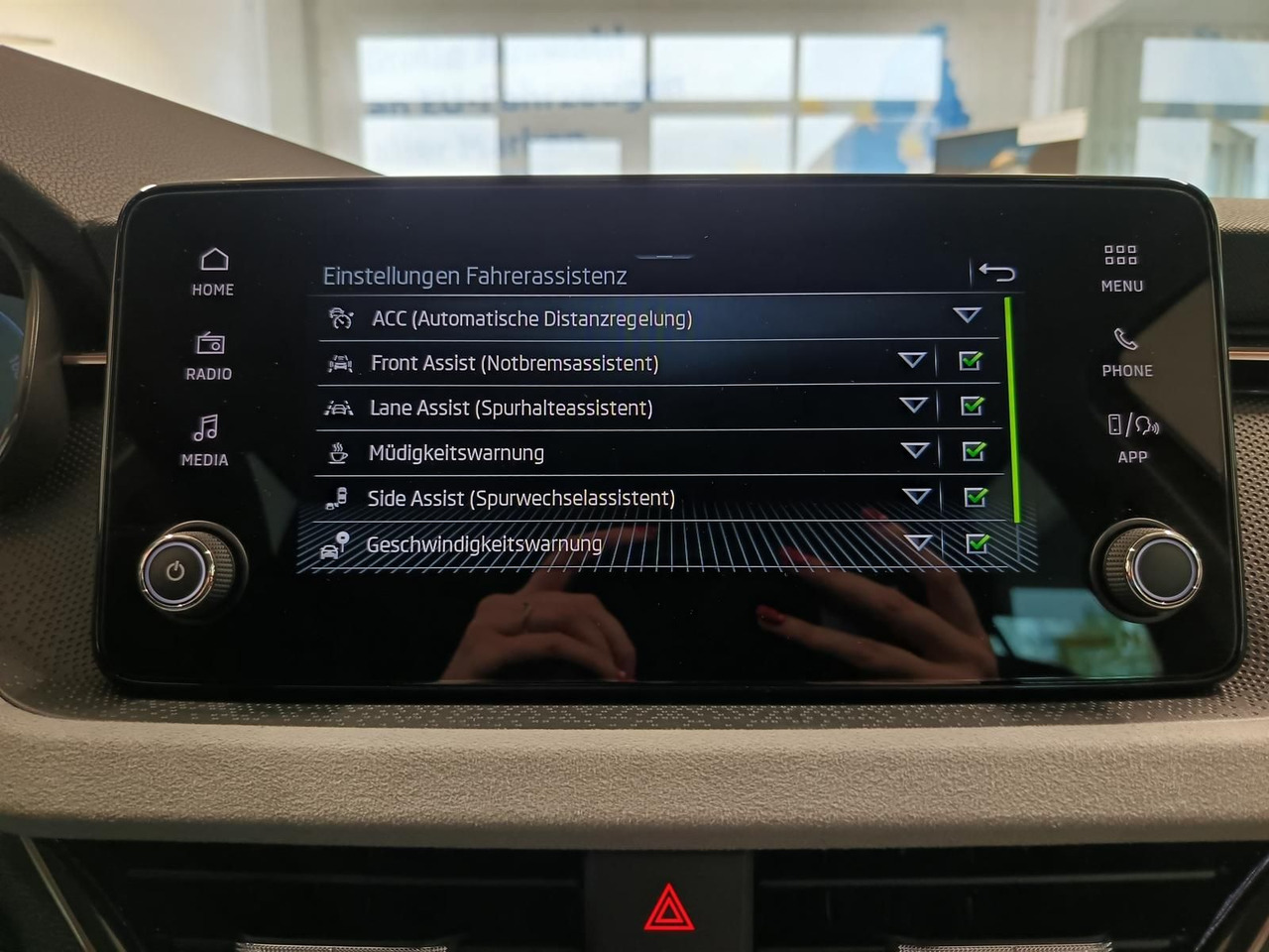 SUV/ Todoterreno Skoda Kamiq Selection 1,5 TSI DSG*AHK*LED*5J.GARANTIE*: foto 13